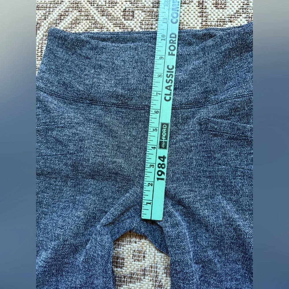 Athleta Herringbone Metro High Waisted Leggings Sz Small Heather Gray Pockets - Picture 14 of 15